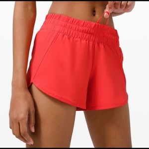 Lululemon Tracker V 4" size 10